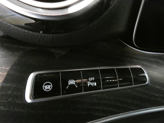 Mercedes-Benz E220 d 11 of 17