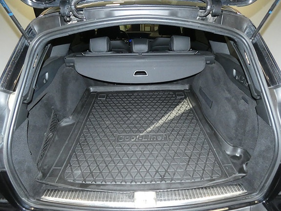 Mercedes-Benz E220 d 16 of 17
