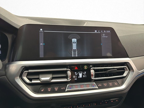 BMW 330e 15 of 29