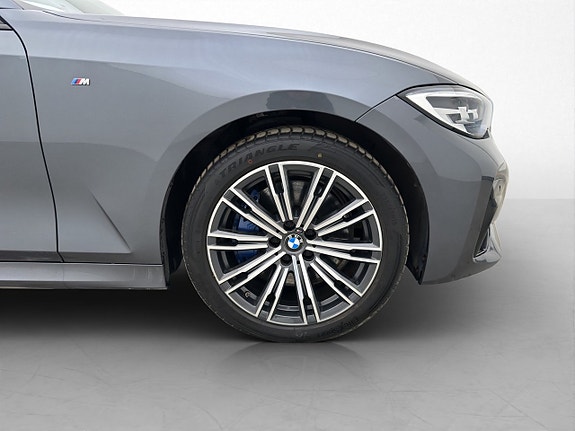 BMW 330e 27 of 29