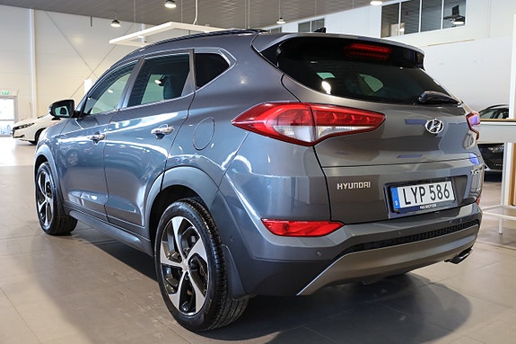 Hyundai Tucson 3 of 5