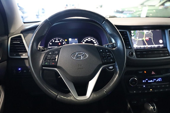 Hyundai Tucson 17 of 28