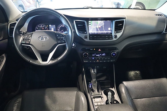 Hyundai Tucson 16 of 28