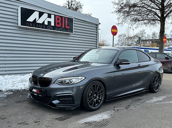BMW M240i