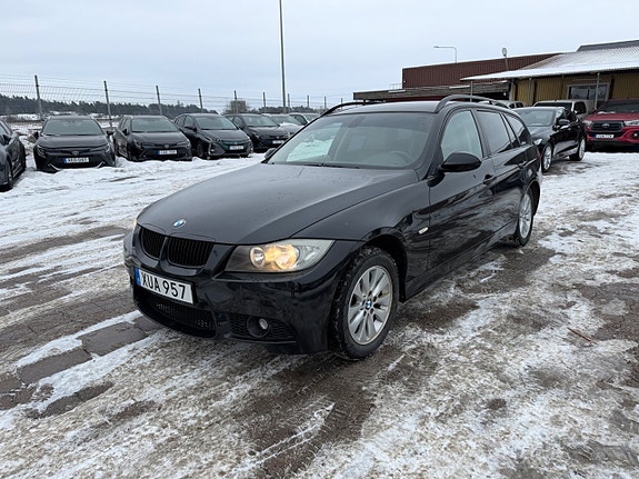 BMW 320i TOURING AUT M-FRONT DRAG SKINN *A-TRAKTOR*