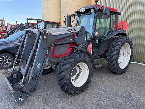 Traktor, Valtra A83 - 2017