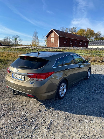 Hyundai i40 3 of 5