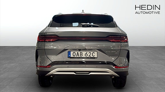 BYD Seal U 7 of 9