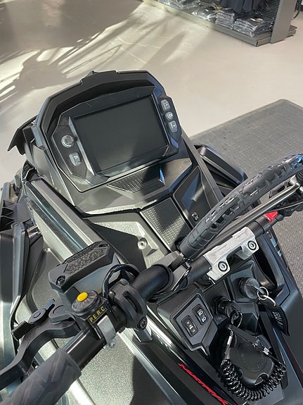 Polaris Rmk Khaos Boost 146" 6 of 6
