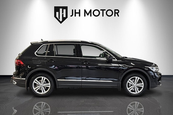 Volkswagen Tiguan 6 of 17