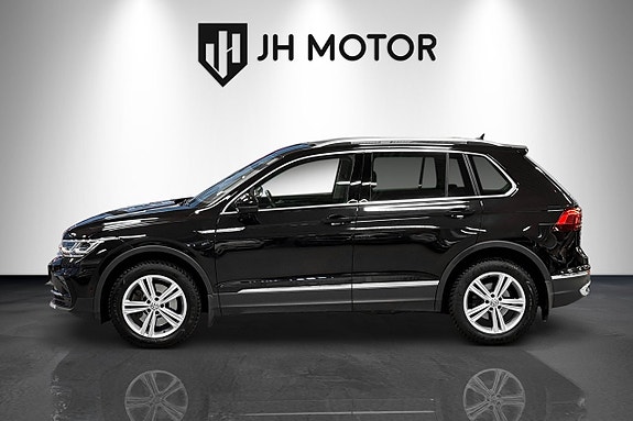 Volkswagen Tiguan 2 of 17