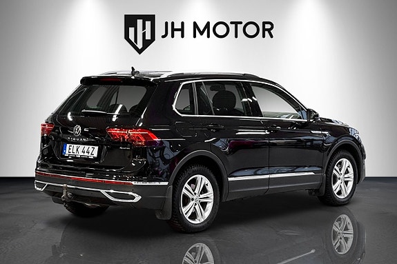 Volkswagen Tiguan 5 of 17