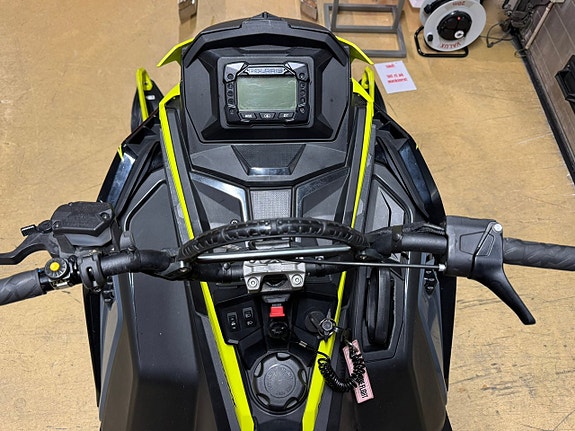 Polaris 850 RMK Khaos Slash 155 -22 3 of 7