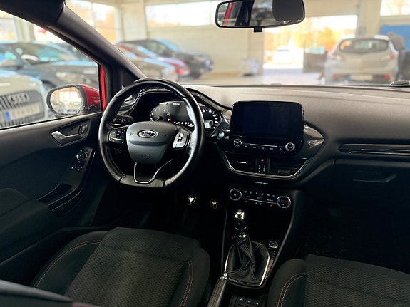Ford Fiesta 23 of 23