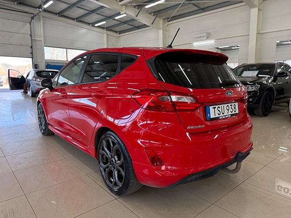 Ford Fiesta 5 of 5