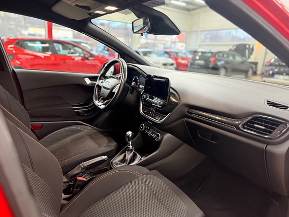 Ford Fiesta 15 of 23
