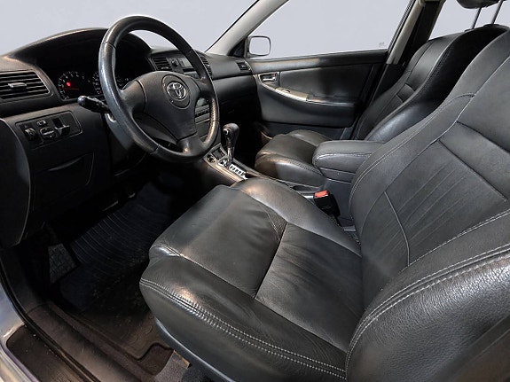 Toyota Corolla 9 of 22