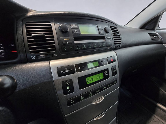 Toyota Corolla 16 of 22
