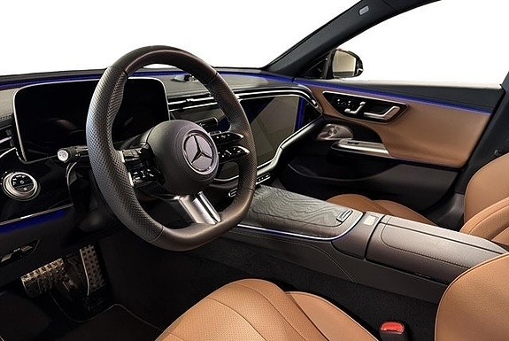Mercedes-Benz E300 de 7 of 13