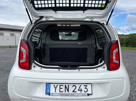 Volkswagen UP! 9 of 30