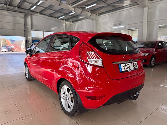 Ford Fiesta 9 of 21