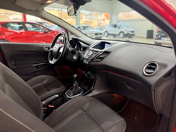 Ford Fiesta 15 of 21