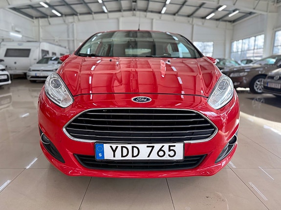 Ford Fiesta 3 of 5