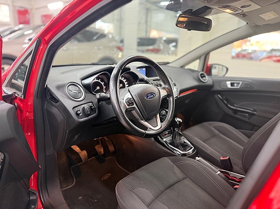 Ford Fiesta 14 of 21