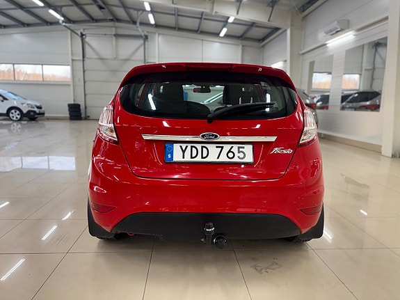 Ford Fiesta 12 of 21
