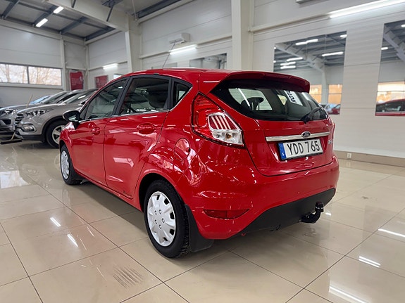 Ford Fiesta 13 of 21