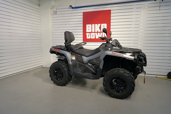 Can-Am Outlander 650 PRO MAX Traktor B