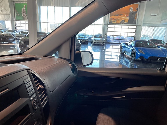 Mercedes-Benz Vito 111 16 of 17