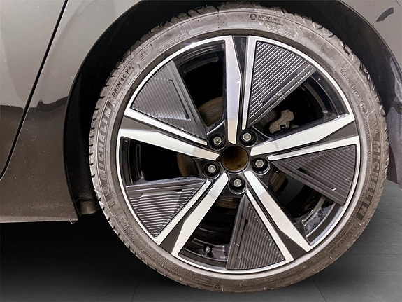 Peugeot 308 14 of 15