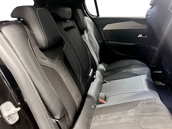 Peugeot 308 12 of 15