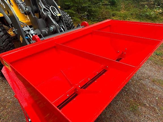 KTS Sandspridare 2000mm - 1300 liter 9 of 14