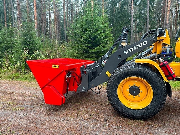 KTS Sandspridare 2000mm - 1300 liter 10 of 14