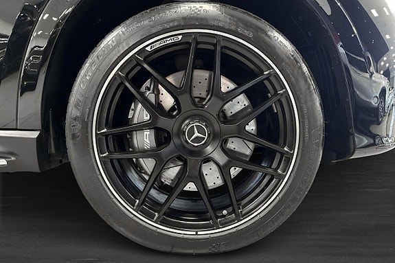 Mercedes-Benz GLE53 12 of 20