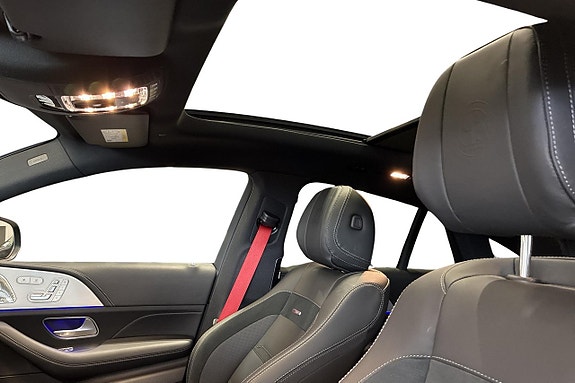 Mercedes-Benz GLE53 16 of 20