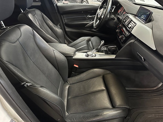 BMW 320 8 of 21