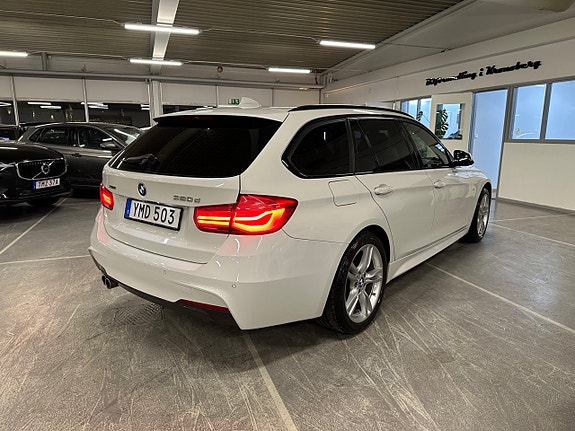 BMW 320 3 of 21