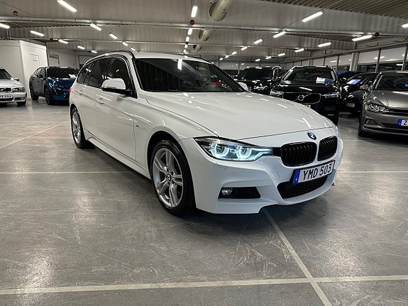 BMW 320 2 of 21