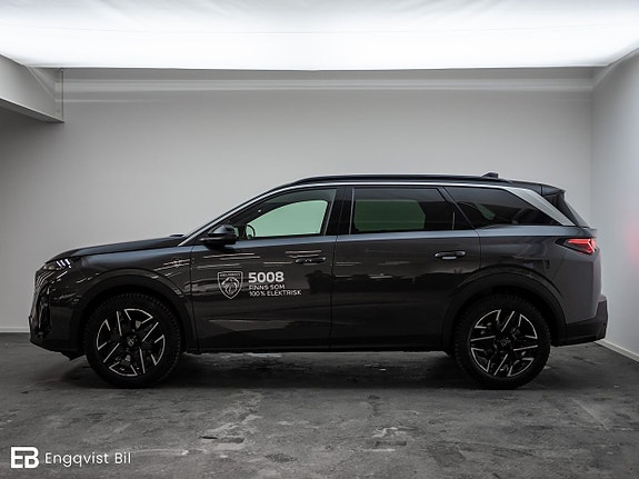 Peugeot 5008 3 of 5