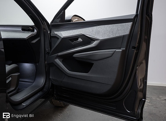 Peugeot 5008 17 of 27