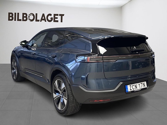 Polestar 3 3 of 5
