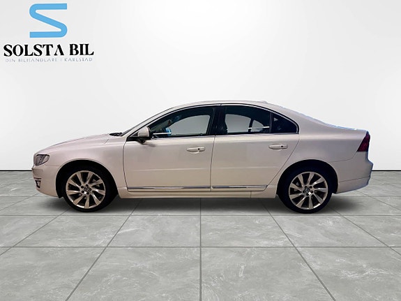 Volvo S80 8 of 12