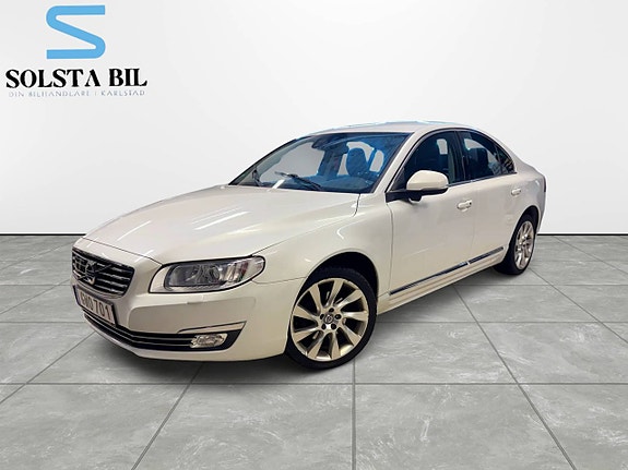 Volvo S80 7 of 12