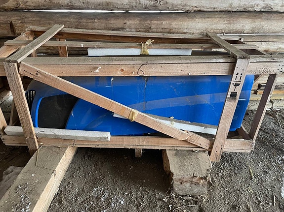 New Holland motorhuv