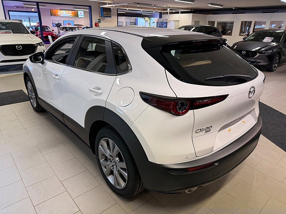 Mazda CX-30 2 of 5