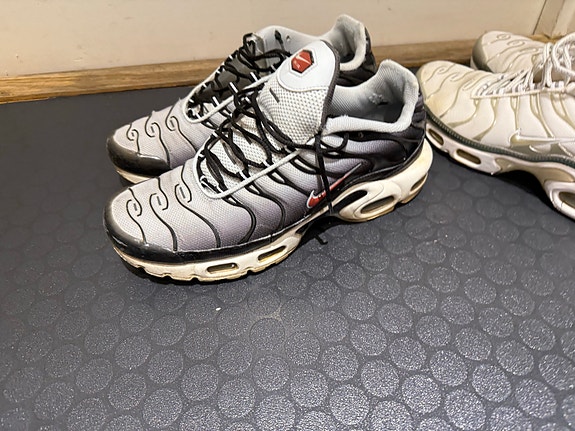 Product image 12 of 13