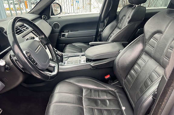 Land Rover Range Rover Sport 20 of 29